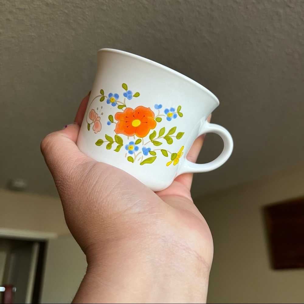 Corning ware cup set - Picture 3 of 6